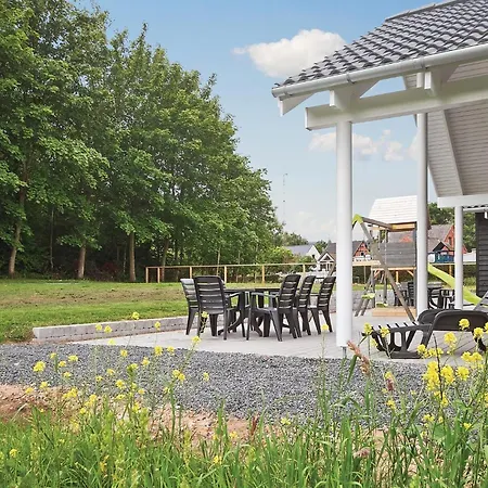 6 Bedroom Beautiful In Tranekaer Prázdninový dům