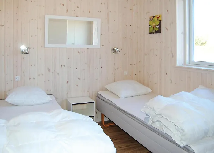 6 Bedroom Beautiful In Casa vacanze