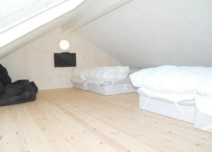 Casa vacanze 6 Bedroom Beautiful In *