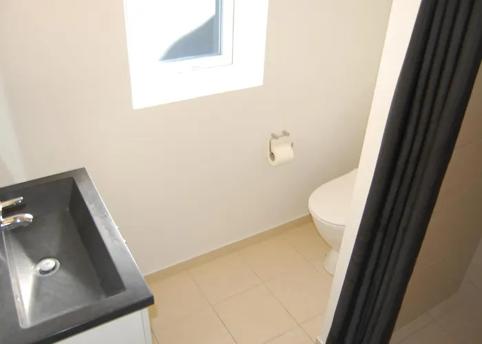 Casa vacanze 6 Bedroom Beautiful In Tranekær