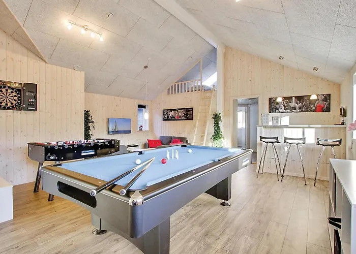 6 Bedroom Beautiful In